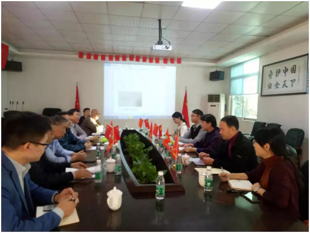 东城政法委领导率队考察指导银河优越会科技集团“平安文化”建设情况